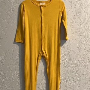 Kyte Baby Mustard Snap Footie 12-18
